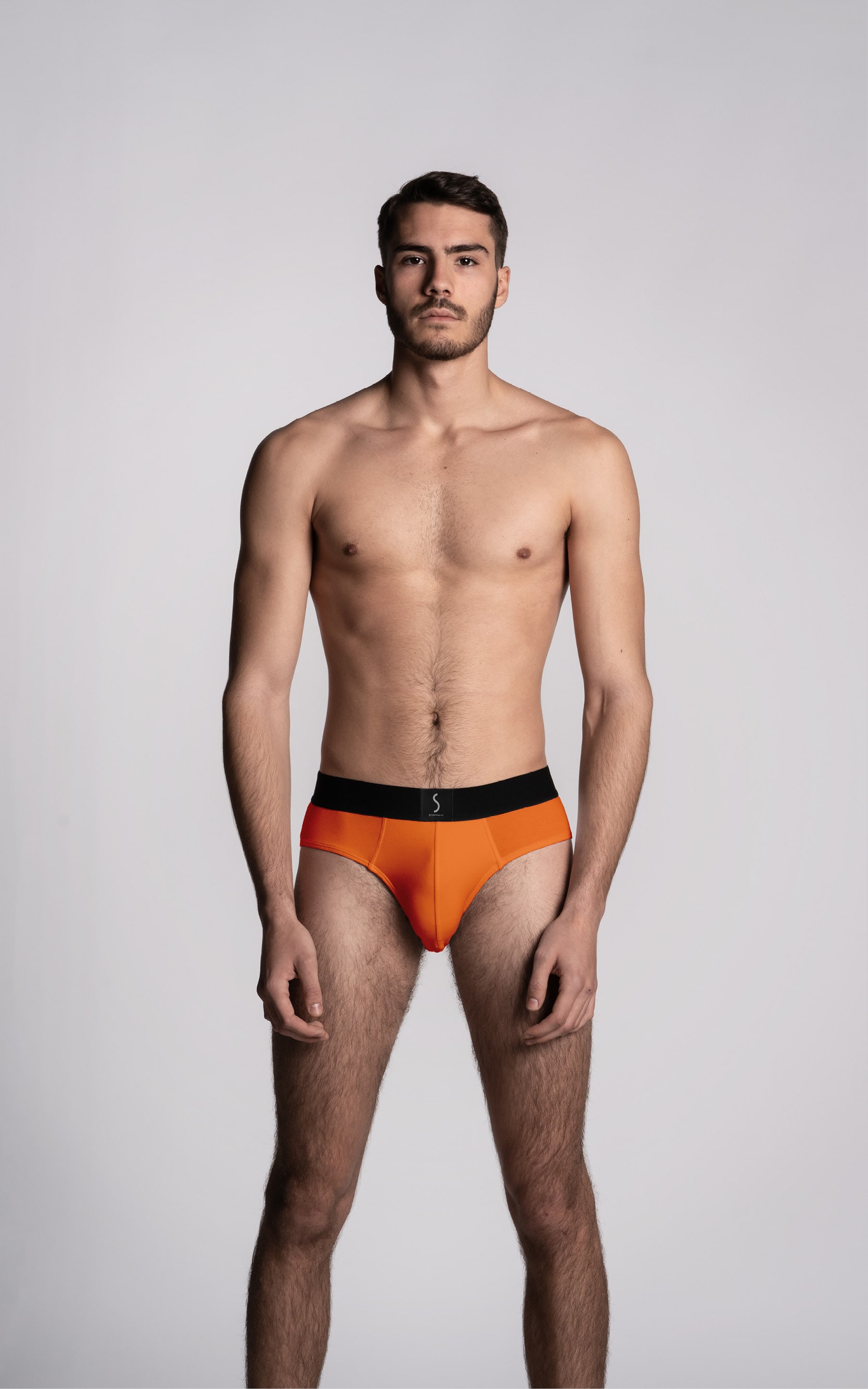 Aumale - Slip orange coupe enveloppante pour homme avec ceinture noir — S BORDEAUX®